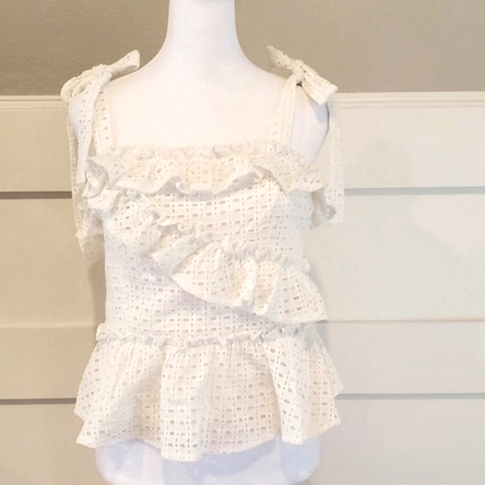 Anthropoligie Sunday in Brooklyn White  Eyelet Ruffled Tie Shoulder Top, Med NWT
